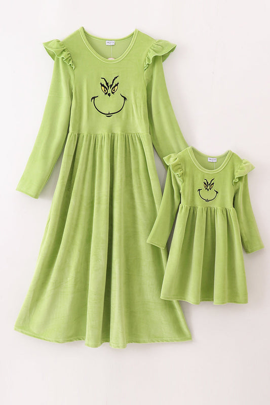 Green Velvet Christmas Charactor Embroidery Mom&Me Dress